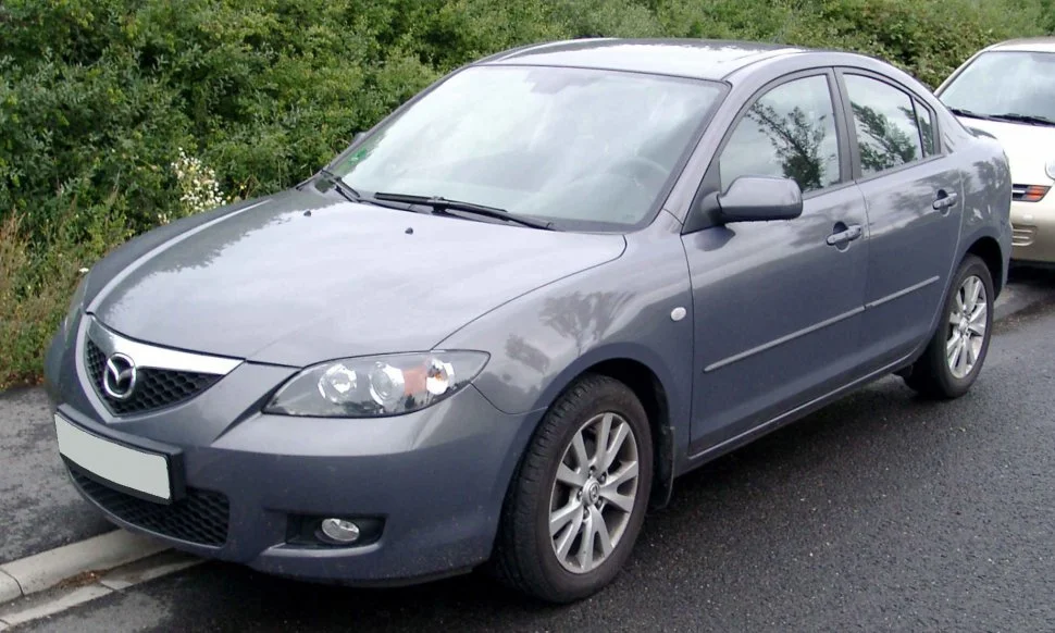 Mazda 3 3 I Sedan (BK)