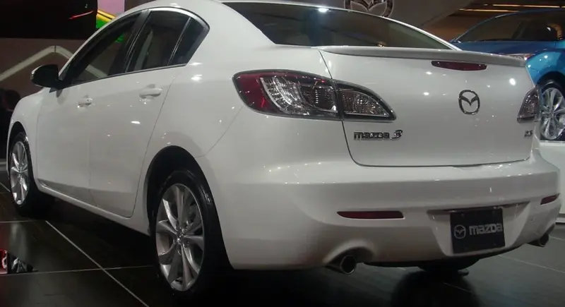 Mazda 3 - 4