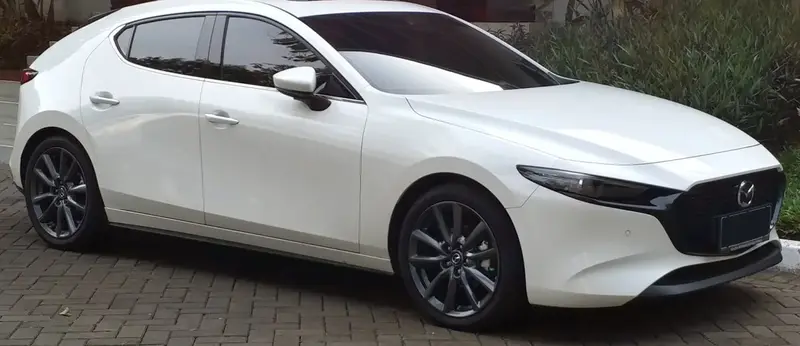 Mazda 3 - 4