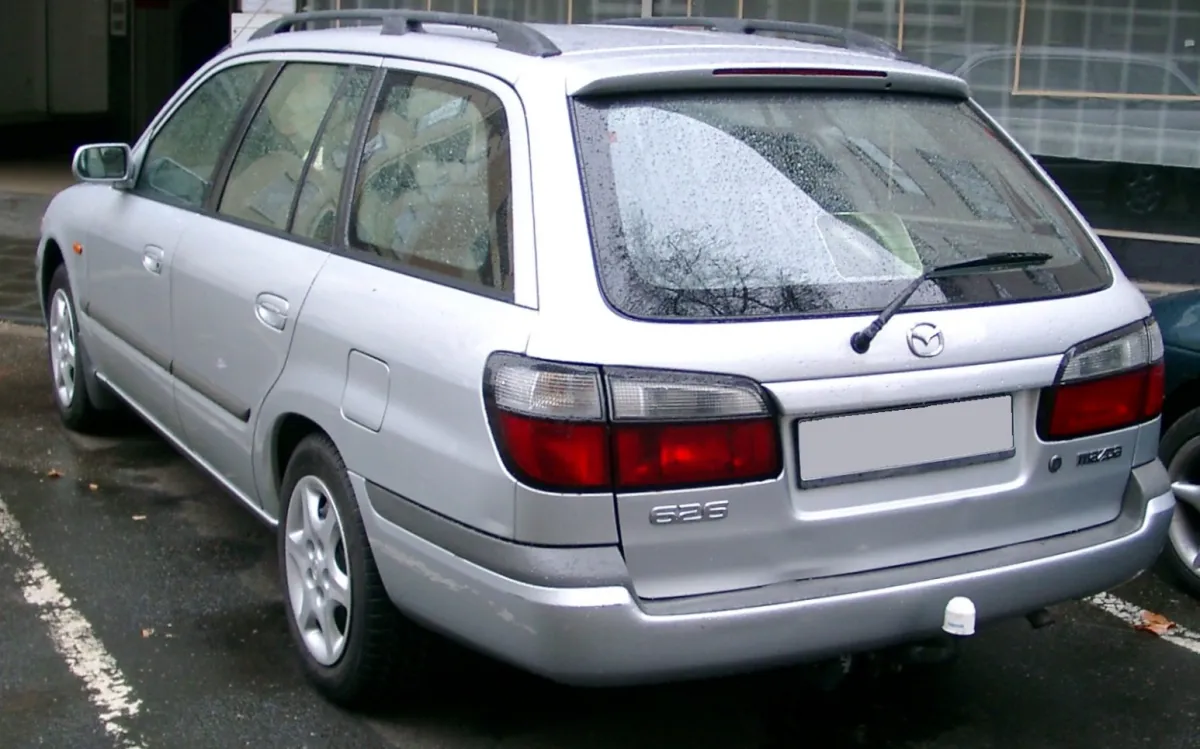 Mazda - 3