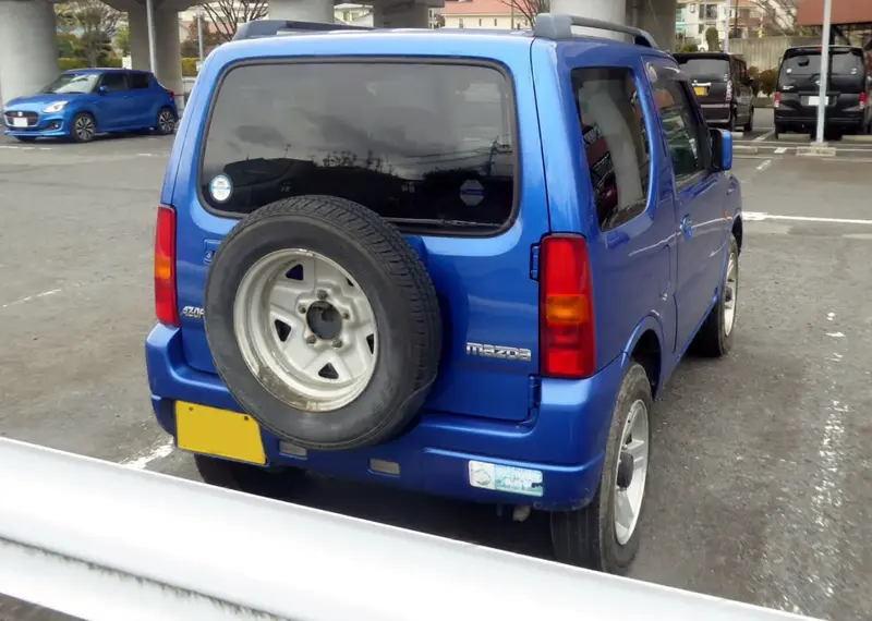 Mazda Az-offroad Az-offroad 0.7 12V (64 bg) 4WD - görsel 2