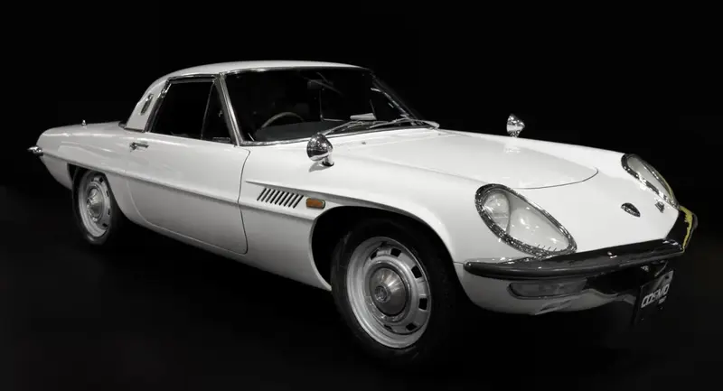 Mazda Cosmo Cosmo (L10A)