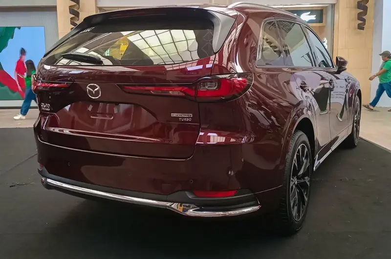 Mazda CX-90 CX-90 3.3 e-SKYACTIV-D (254 bg) Mild Hybrid i-ACTIV AWD Automatic - görsel 4