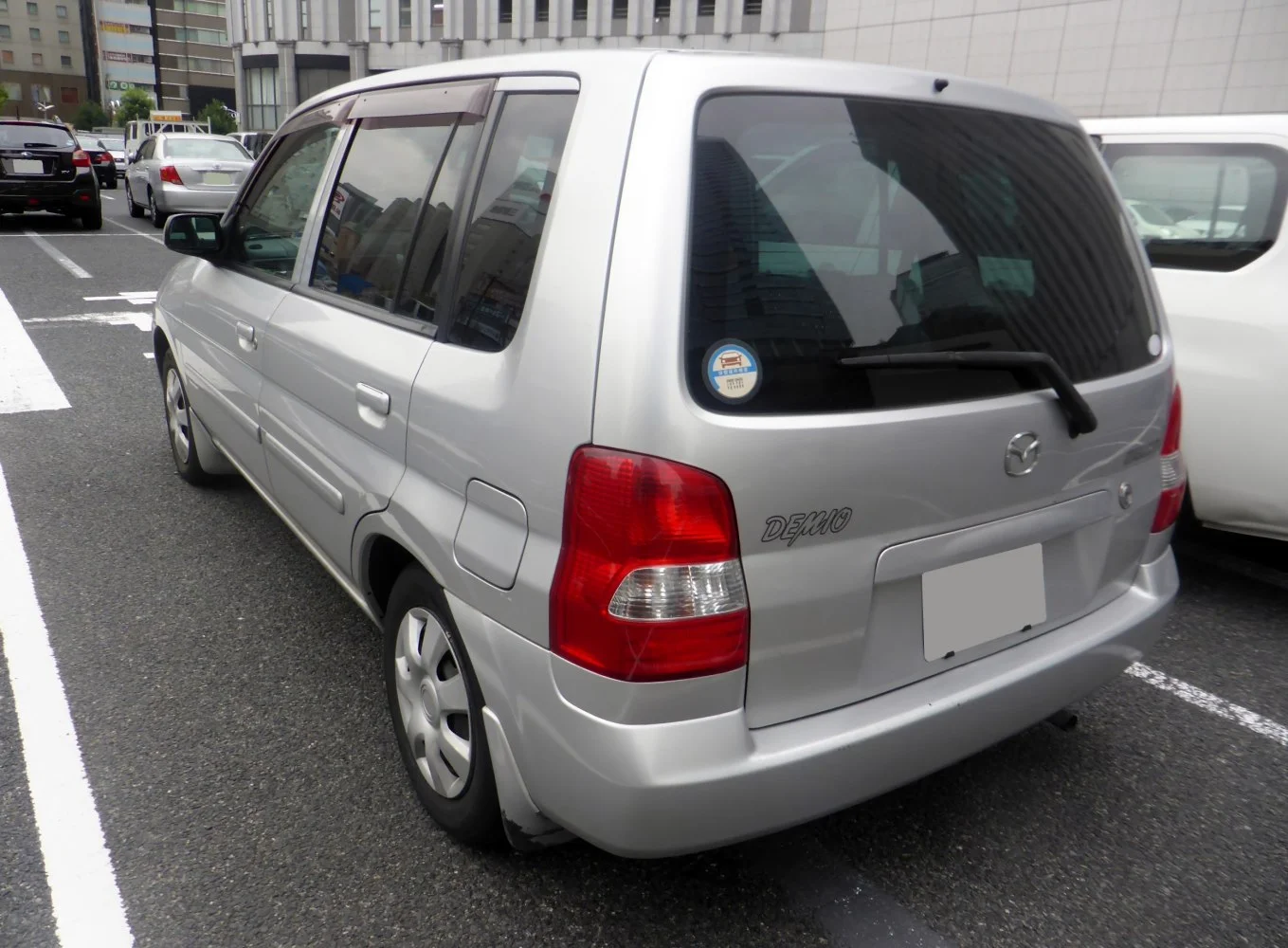 Mazda Demio Demio (DW)