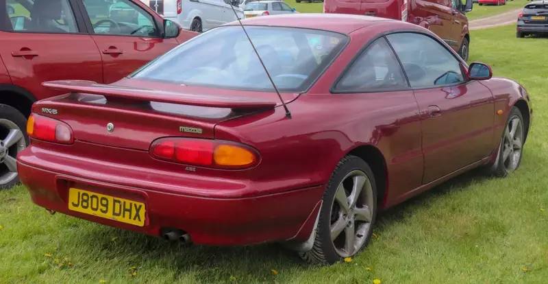 Mazda MX-6 - 4