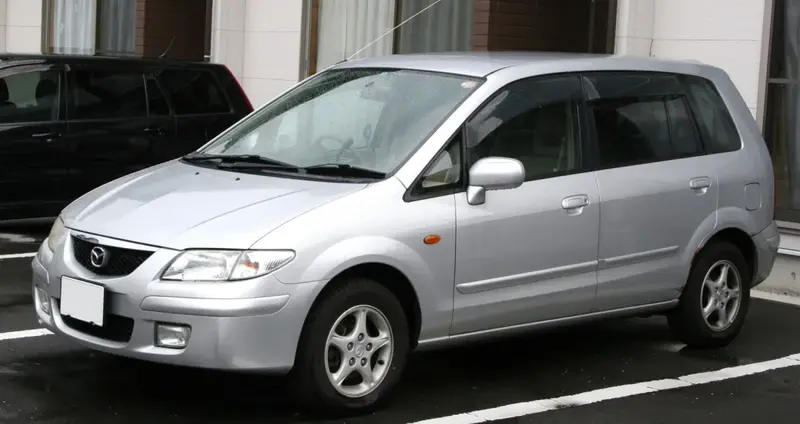 Mazda Premacy - 3