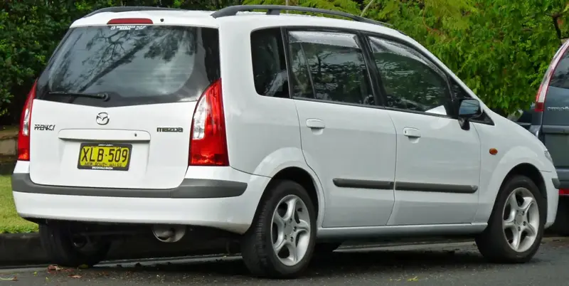 Mazda Premacy - 4