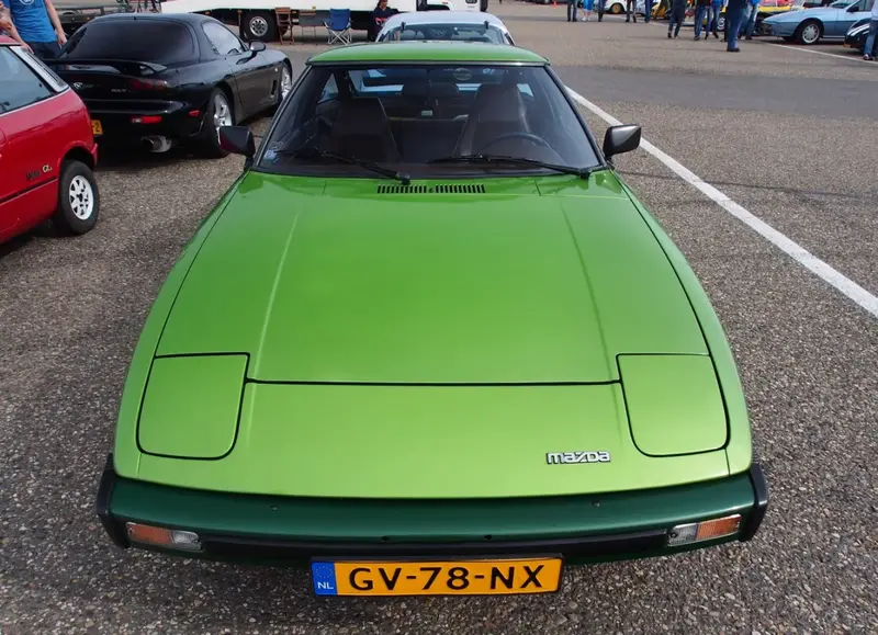Mazda RX-7 - 4