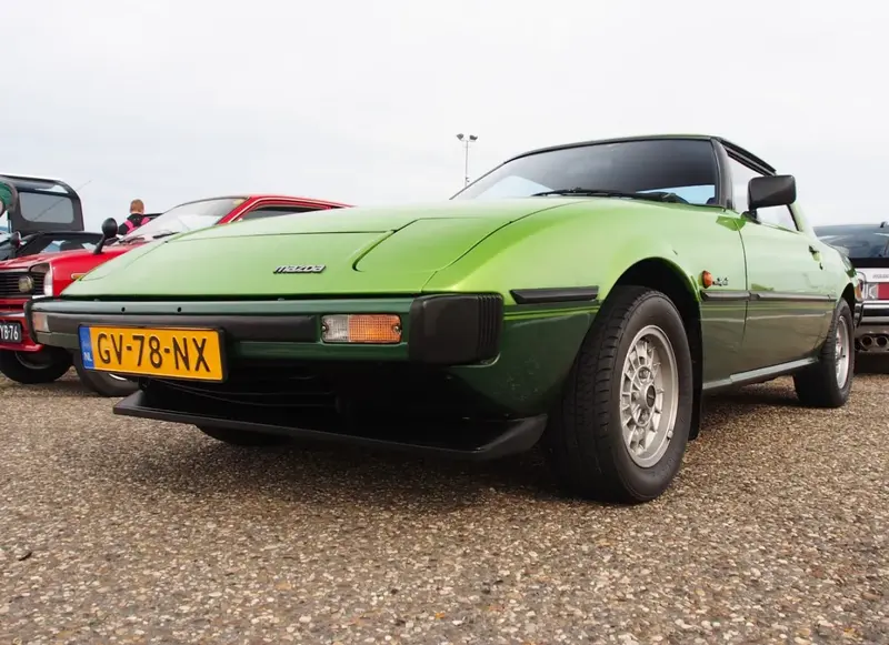 Mazda RX-7 - 6