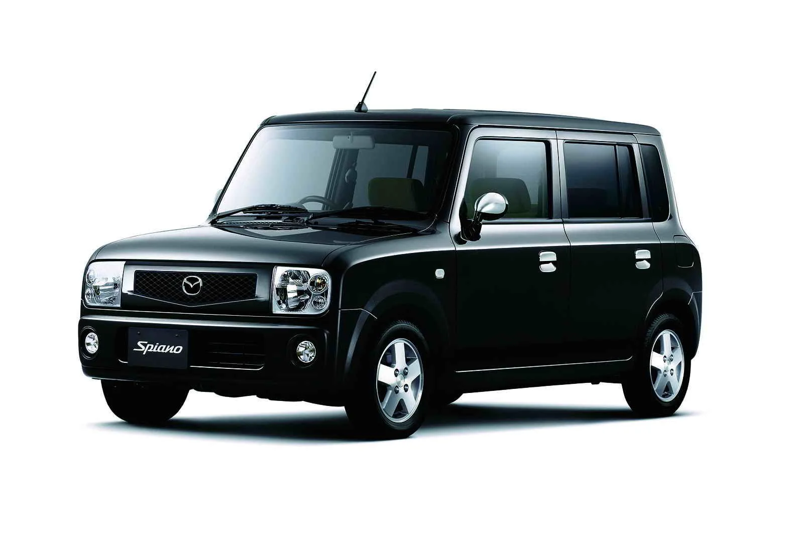 Mazda Spiano Spiano (F21)