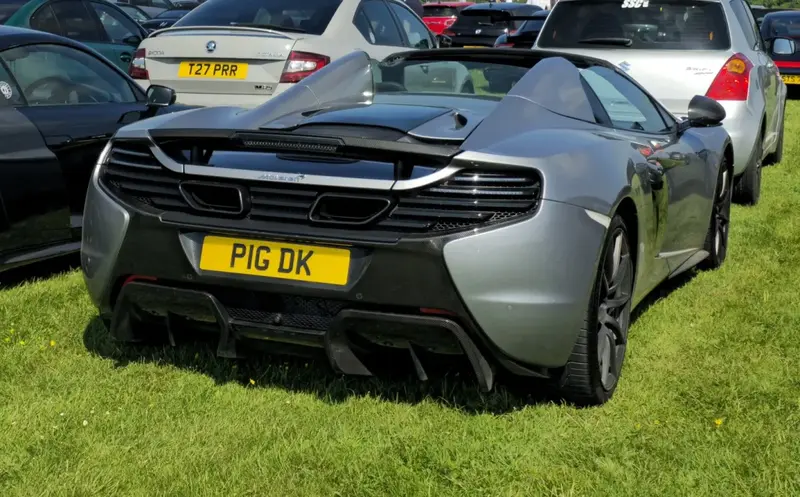 McLaren 650S - 6