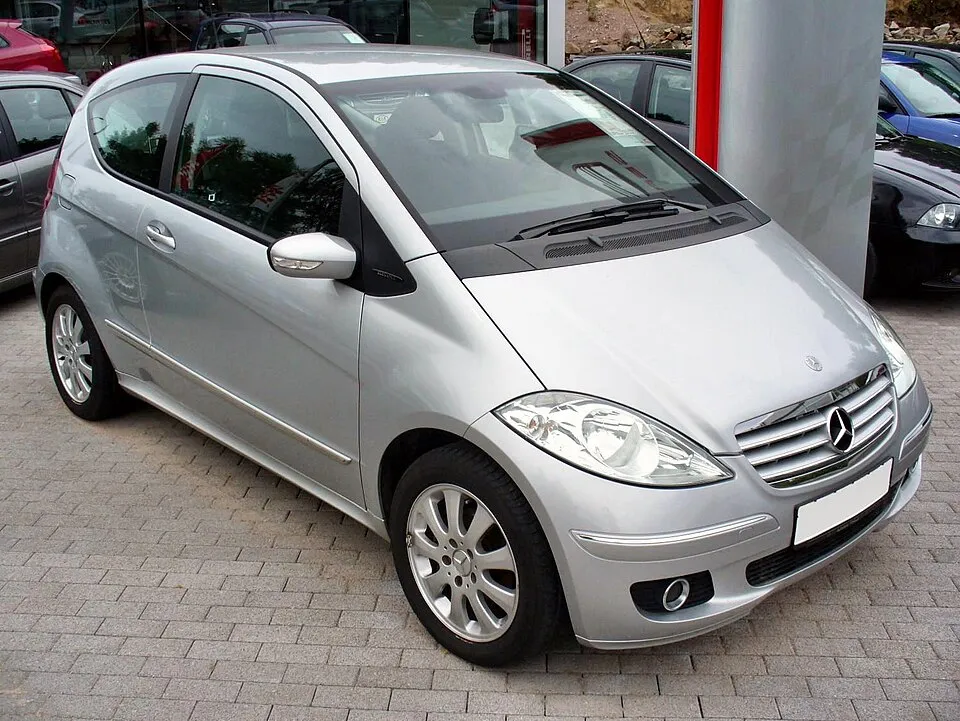Mercedes-Benz 4