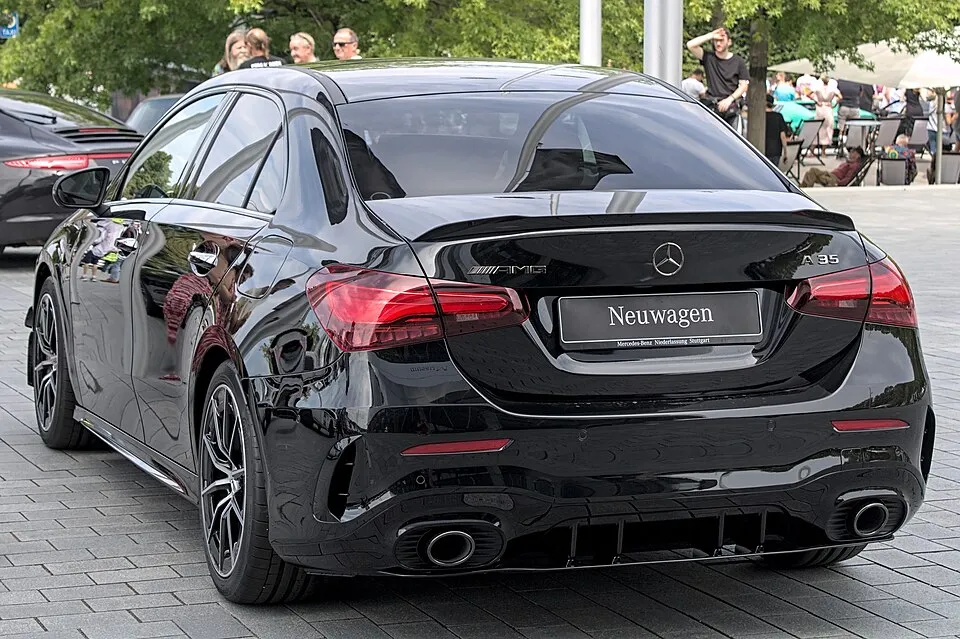 Mercedes-Benz 2