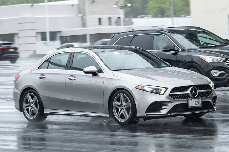 Mercedes-Benz A-Serisi - 3