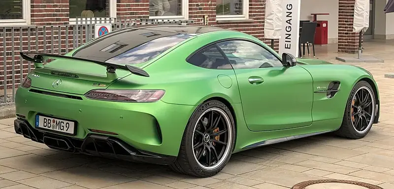 Mercedes-Benz AMG GT - 4