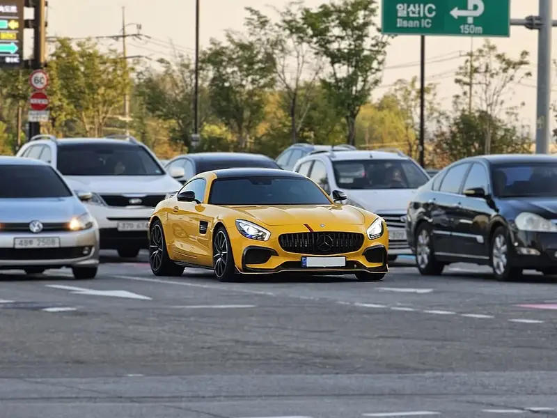 Mercedes-Benz AMG GT - 5