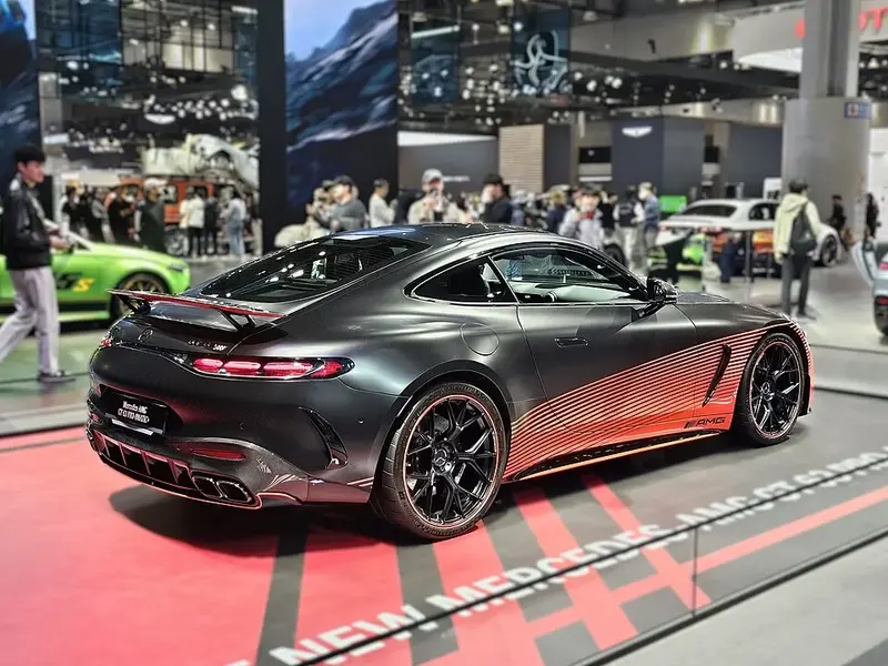 Mercedes-Benz AMG GT - 5