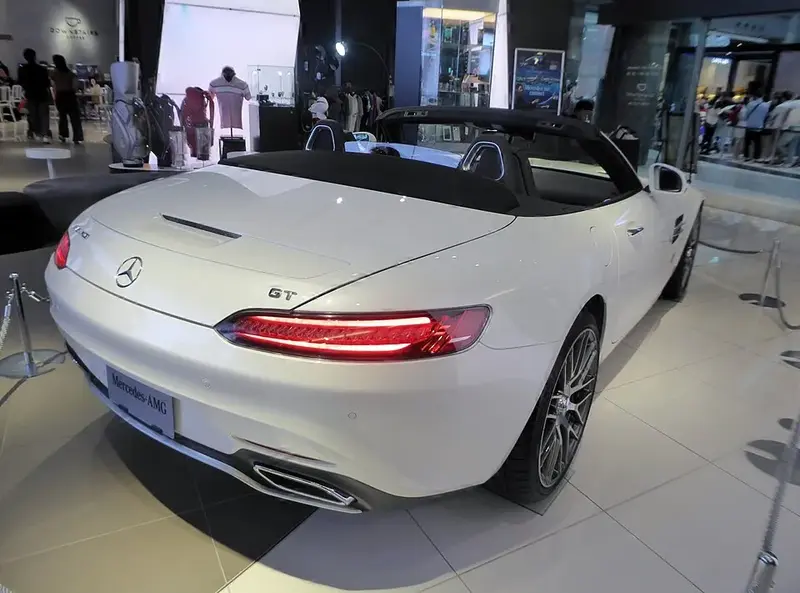 Mercedes-Benz AMG GT - 3