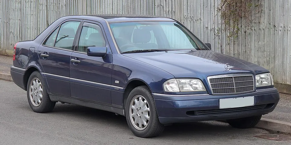 Mercedes-Benz C-Serisi