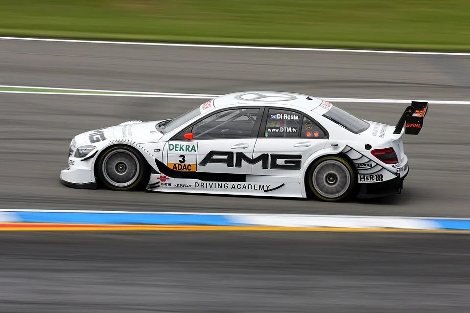 Mercedes-Benz C-Serisi - 3