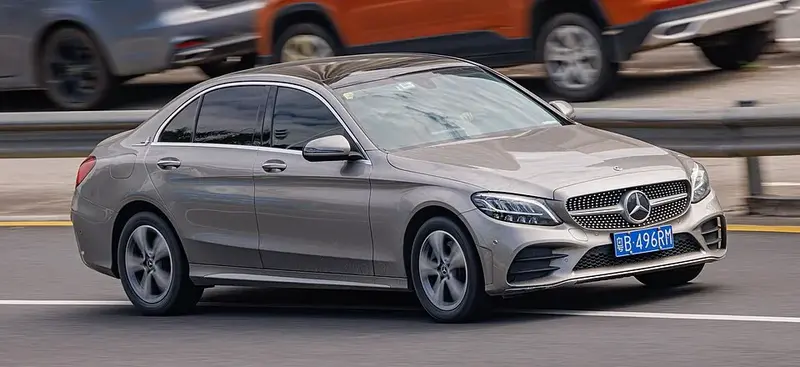 Mercedes-Benz C-Serisi - 2