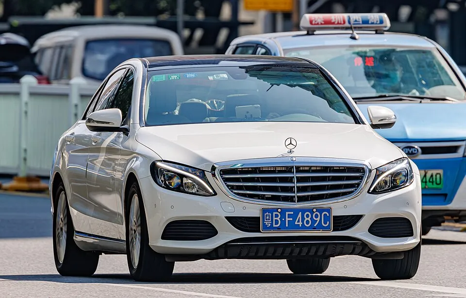Mercedes-Benz 5