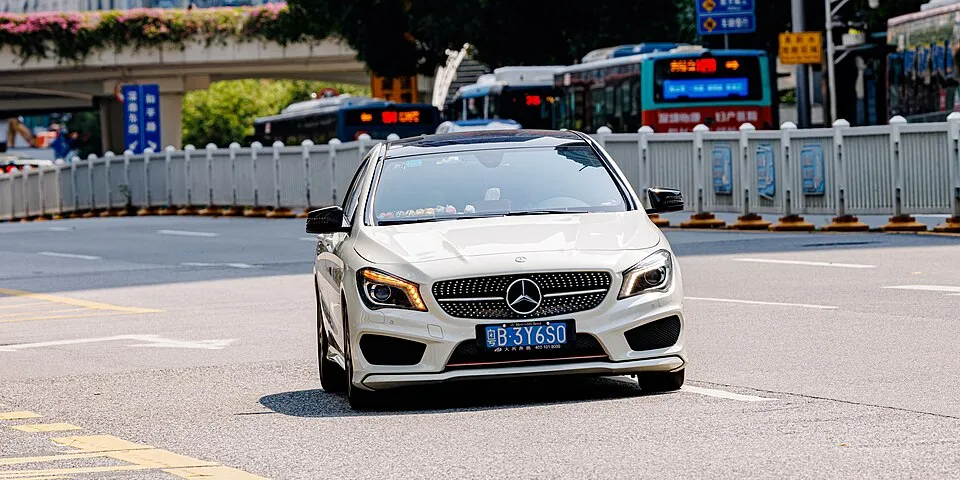 Mercedes-Benz 1
