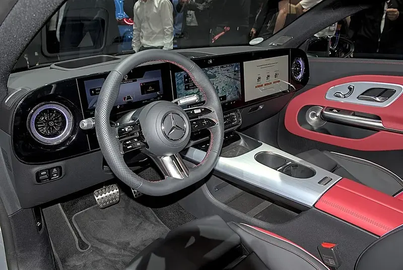 Mercedes-Benz CLA - 2