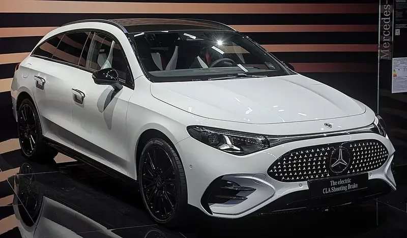 Mercedes-Benz CLA - 4