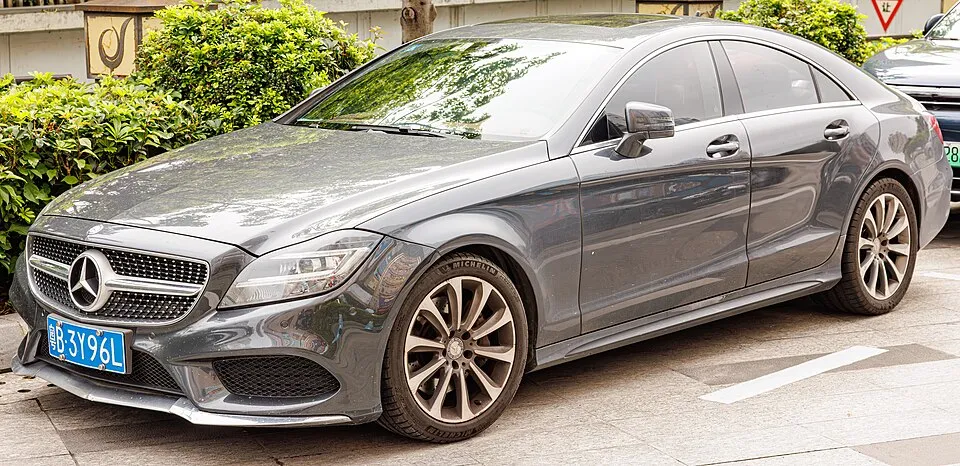 Mercedes-Benz 4
