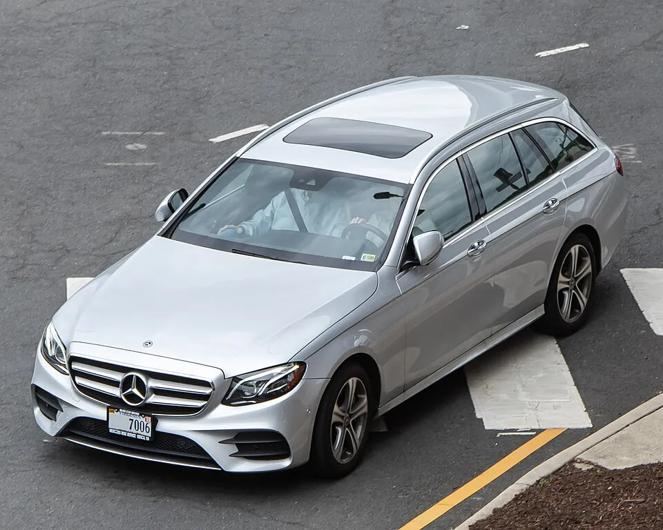 Mercedes-Benz 2
