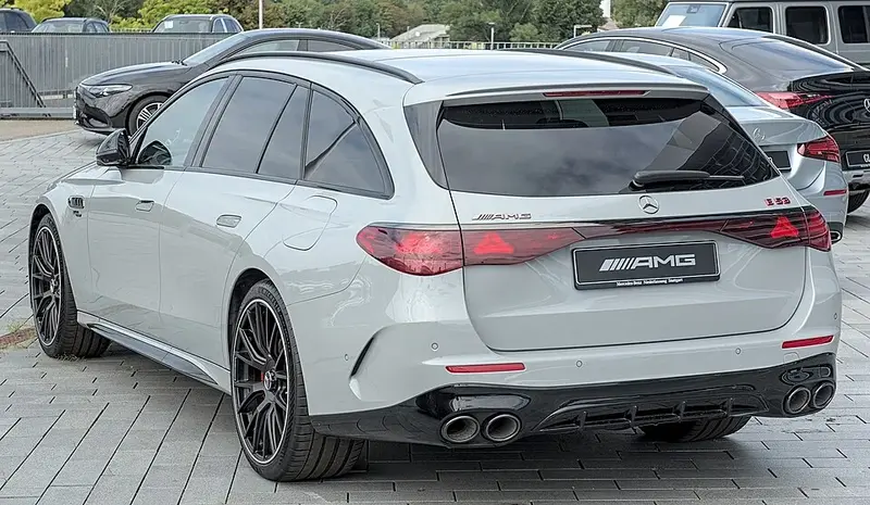 Mercedes-Benz E-Serisi - 3