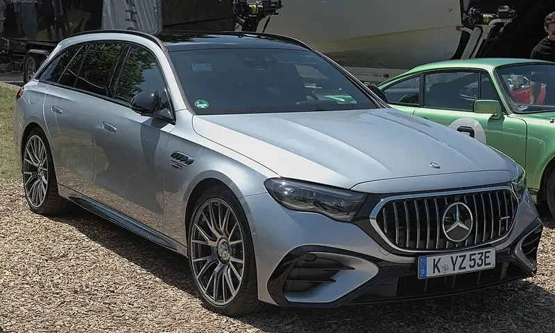 Mercedes-Benz E-Serisi - 4