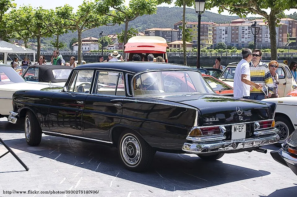 Mercedes-Benz Fintail