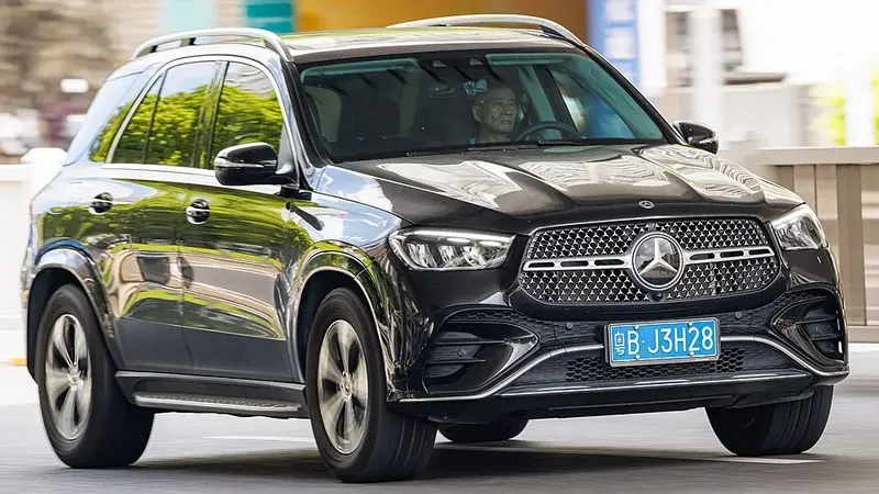 Mercedes-Benz GLC - 2