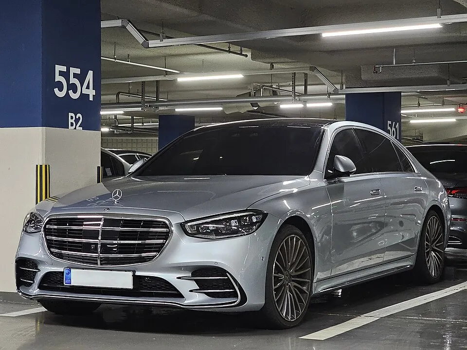 Mercedes-Benz 5