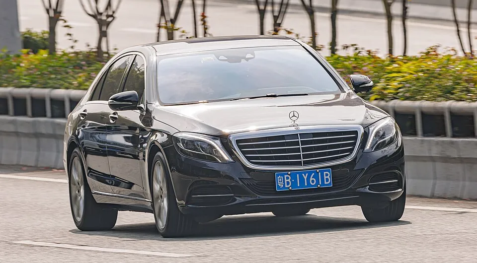 Mercedes-Benz 1