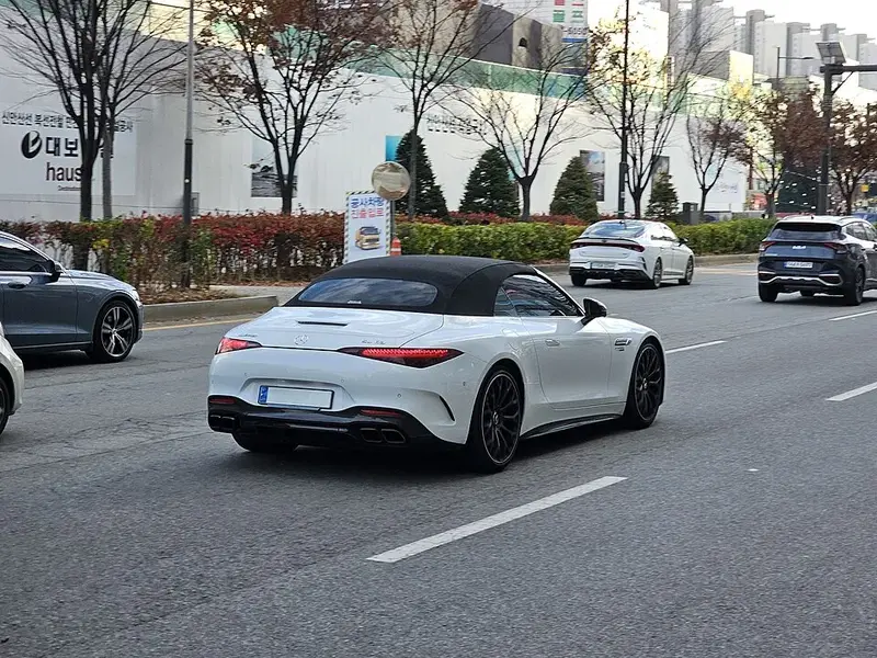 Mercedes-Benz SL - 5