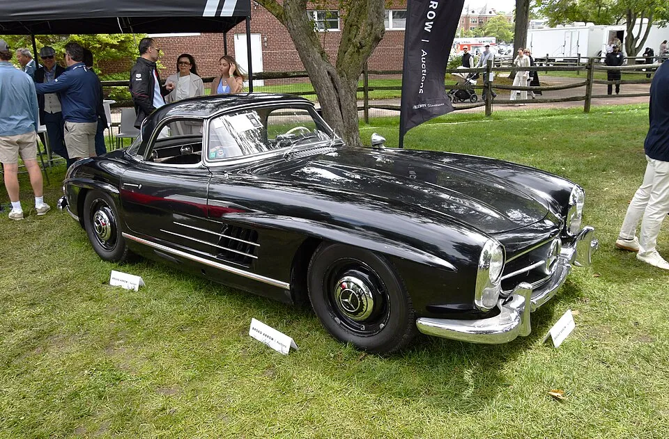 Mercedes-Benz 2