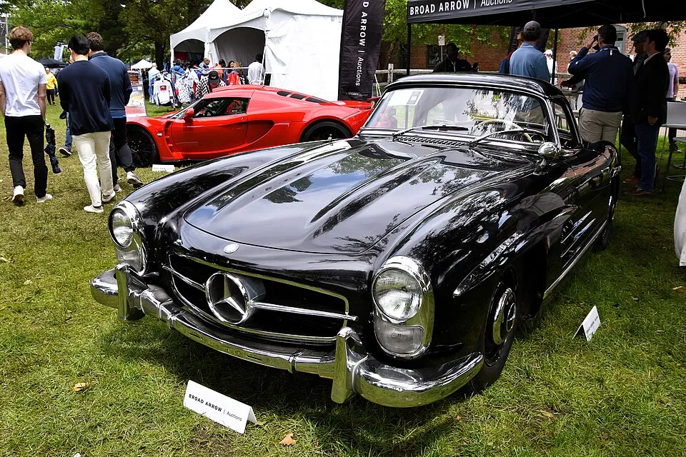 Mercedes-Benz 2