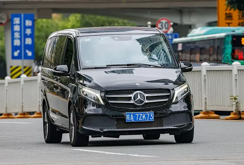 Mercedes-Benz Vito - 2