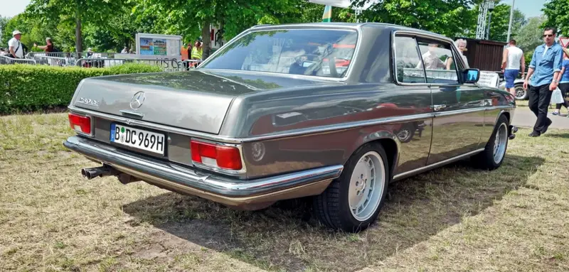 Mercedes-Benz /8 - 2