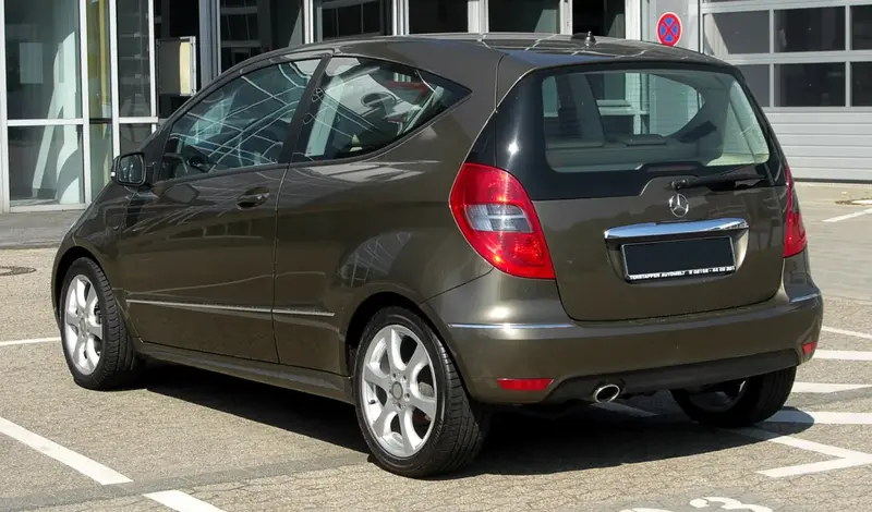Mercedes-Benz A-Serisi - 2
