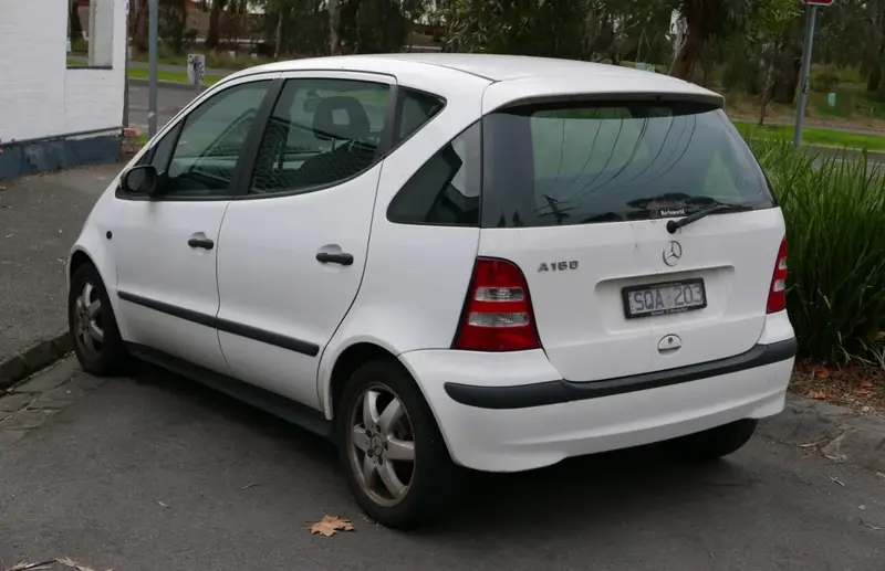 Mercedes-Benz A-Serisi - 4