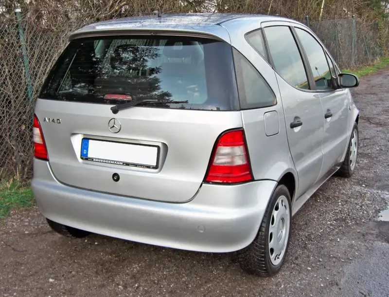 Mercedes-Benz A-Serisi - 2
