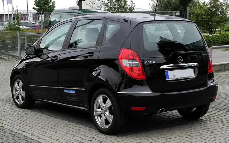 Mercedes-Benz A-Serisi - 4