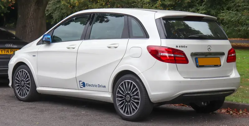 Mercedes-Benz B-Serisi W242 B 250 e 31 kWh (180 bg) - görsel 2