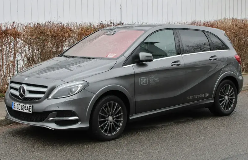 Mercedes-Benz B-Serisi W242 B 250 e 31 kWh (180 bg) - görsel 5