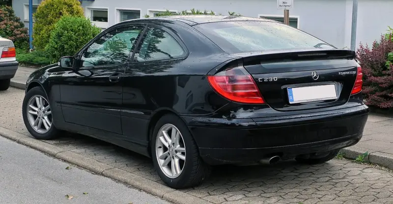 Mercedes-Benz C-Serisi - 2