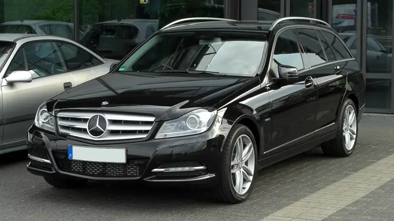 Mercedes-Benz C-Serisi - 4